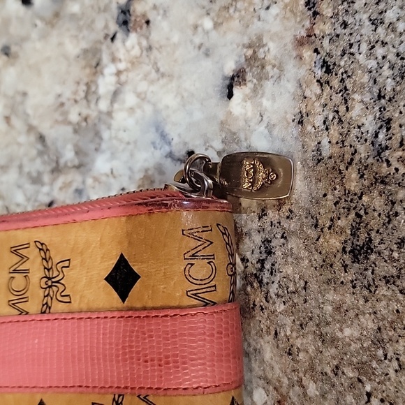 MCM Limited Edition Visetos Long Zip Around Wallet - Picture 7 of 11